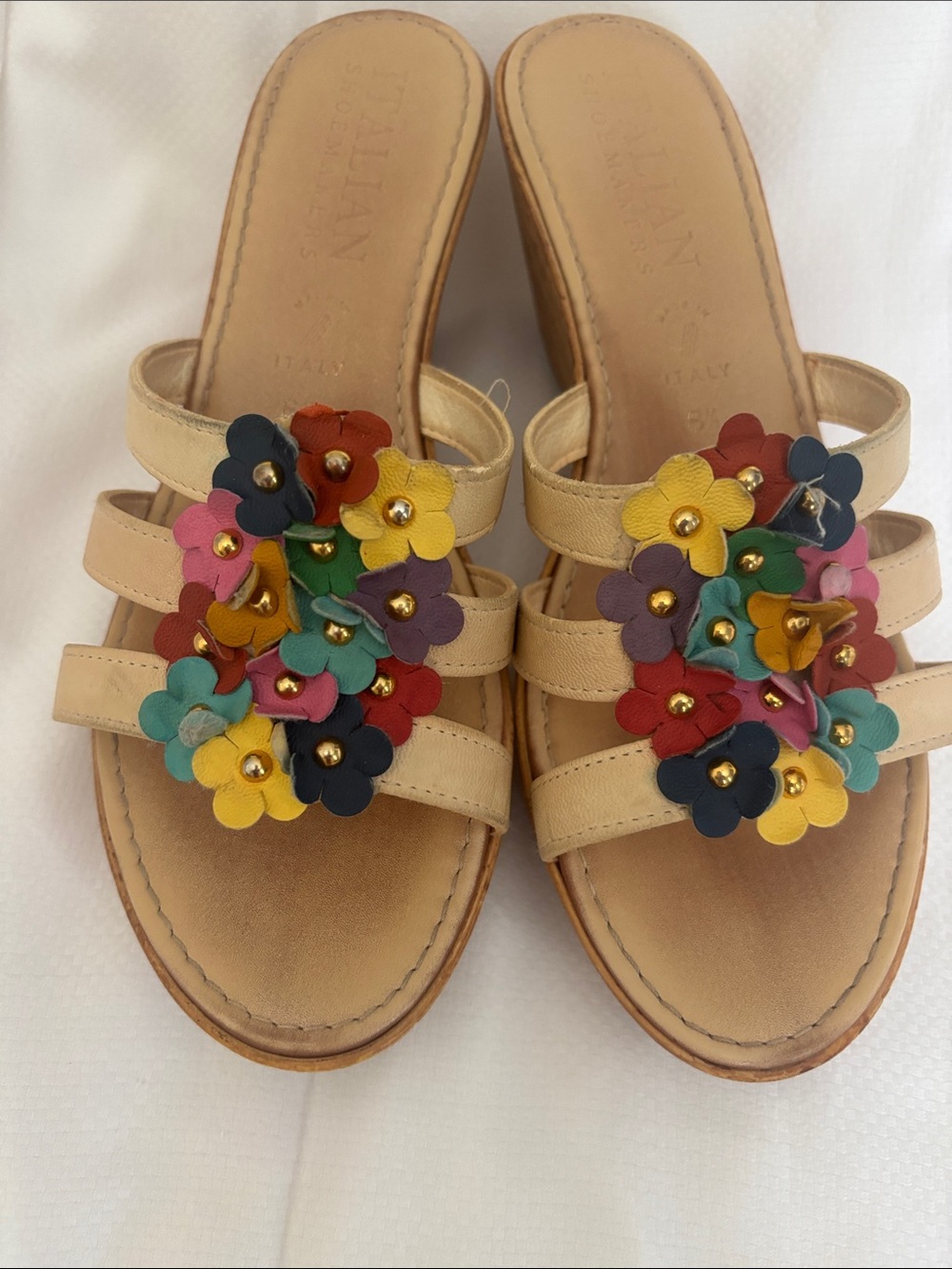Italian Shoemakers Beige Leather Slide Mules with Multicolor Floral Accents